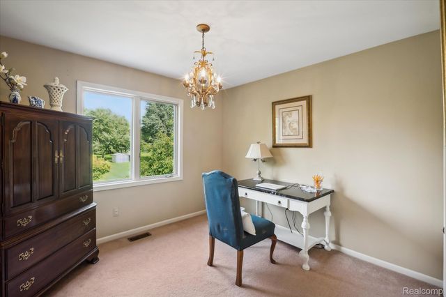 56764 Jewell Road, Shelby Charter Township, MI 48315