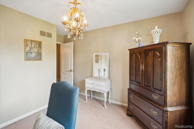 56764 Jewell Road, Shelby Charter Township, MI 48315