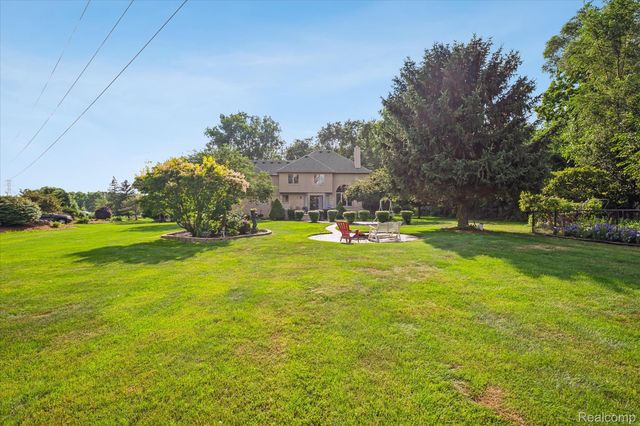 56764 Jewell Road, Shelby Charter Township, MI 48315