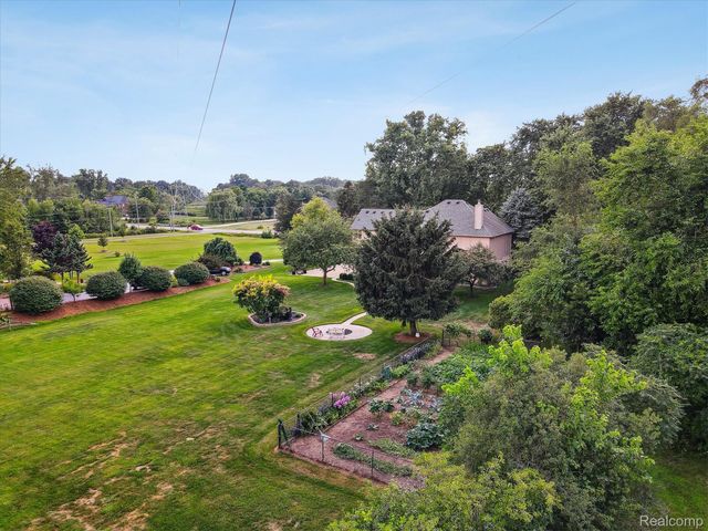 56764 Jewell Road, Shelby Charter Township, MI 48315