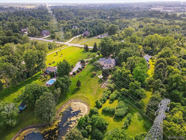 56764 Jewell Road, Shelby Charter Township, MI 48315