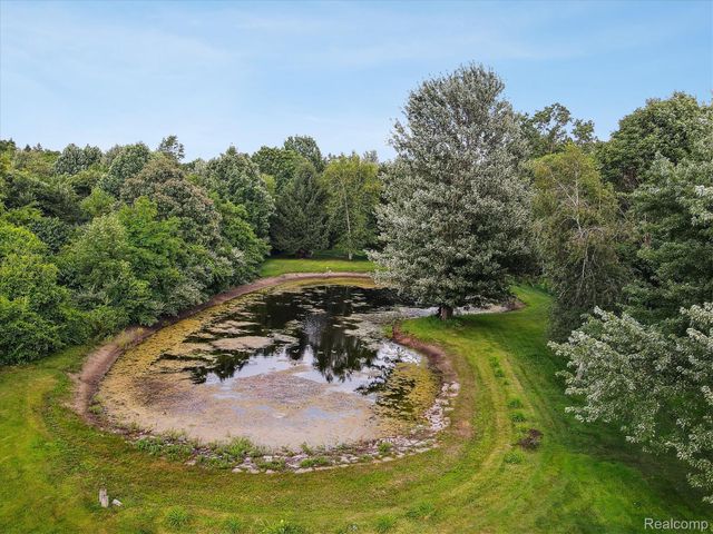 56764 Jewell Road, Shelby Charter Township, MI 48315