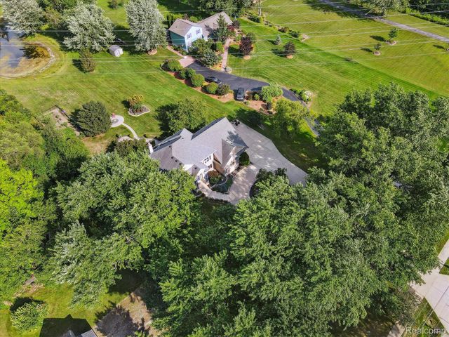 56764 Jewell Road, Shelby Charter Township, MI 48315