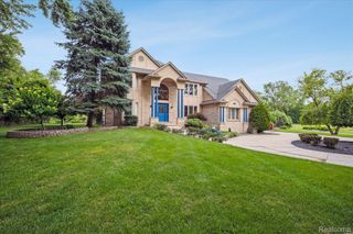 56764 Jewell Road, Shelby Charter Township, MI 48315