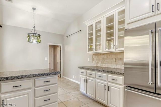 8243 Round Hills Circle, Las Vegas, NV 89113