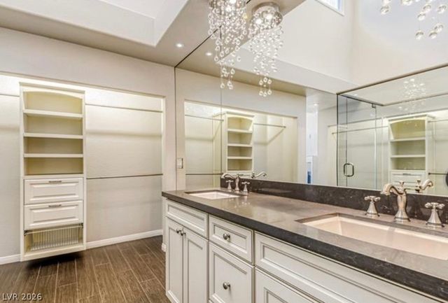 8243 Round Hills Circle, Las Vegas, NV 89113