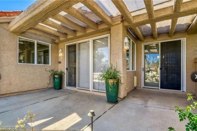 8243 Round Hills Circle, Las Vegas, NV 89113