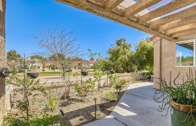 8243 Round Hills Circle, Las Vegas, NV 89113