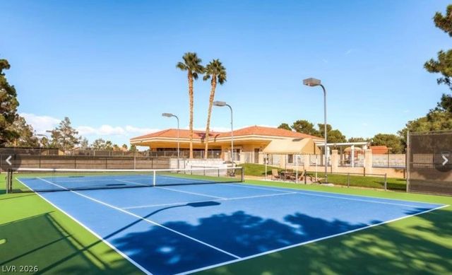 8243 Round Hills Circle, Las Vegas, NV 89113