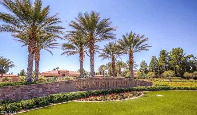 8243 Round Hills Circle, Las Vegas, NV 89113