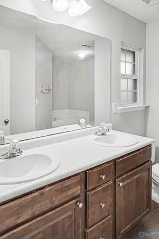 2404 Slatemill Drive SW, Huntsville, AL 35803