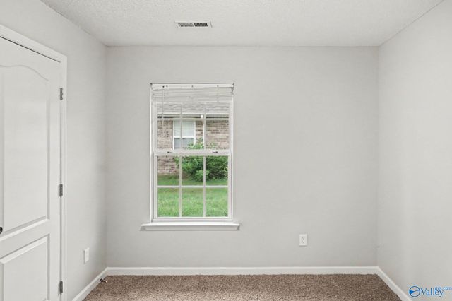 2404 Slatemill Drive SW, Huntsville, AL 35803