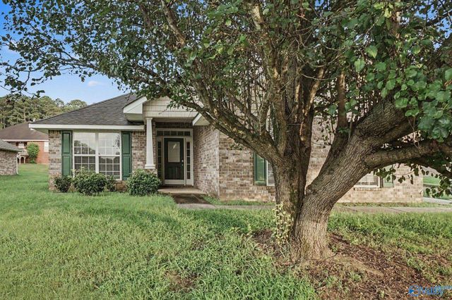 2404 Slatemill Drive SW, Huntsville, AL 35803