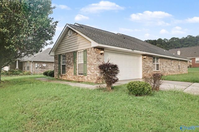 2404 Slatemill Drive SW, Huntsville, AL 35803