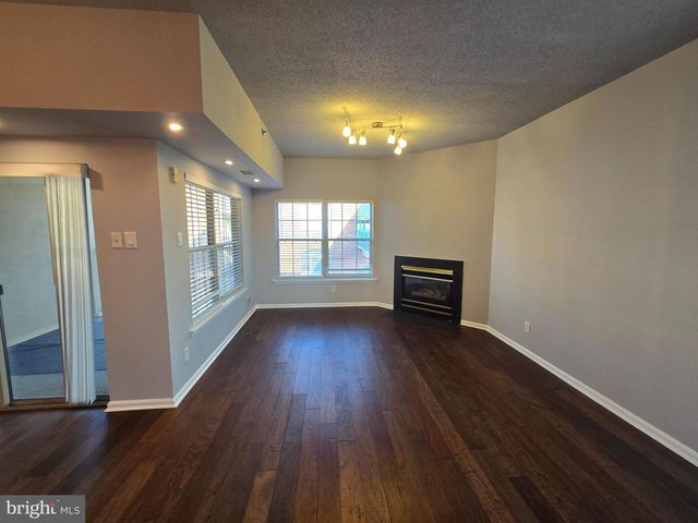 6163 MAIN ST, Voorhees, NJ 08043