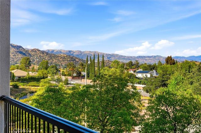 8304 Mariposa Court, West Hills, CA 91304