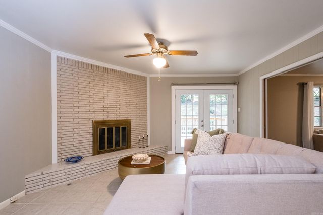 75 Indian Trail, Little Rock, AR 72227