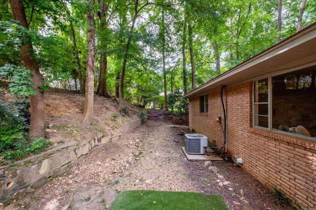 75 Indian Trail, Little Rock, AR 72227