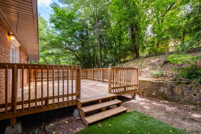75 Indian Trail, Little Rock, AR 72227