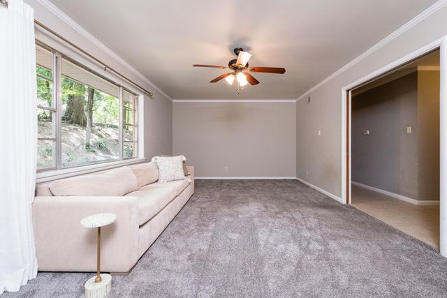 75 Indian Trail, Little Rock, AR 72227