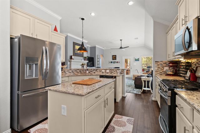 199 Capriccio Lane, Montgomery, TX 77316