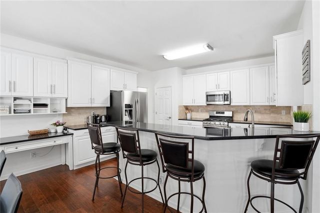 1032 Chippendale Trail SW, Marietta, GA 30064