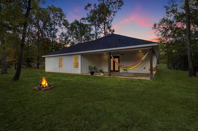 112 Glen Haven, Livingston, TX 77351