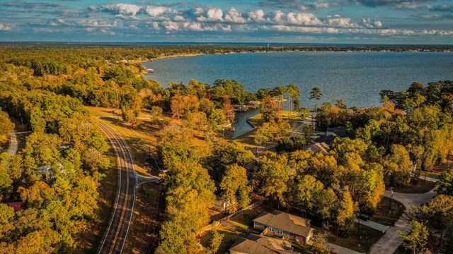 112 Glen Haven, Livingston, TX 77351