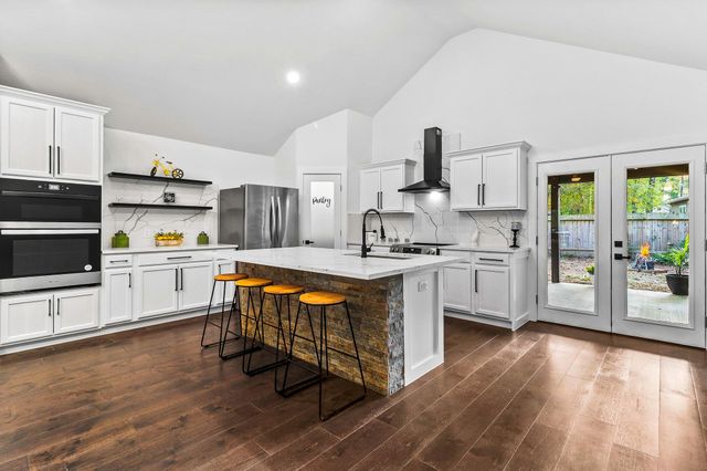 112 Glen Haven, Livingston, TX 77351