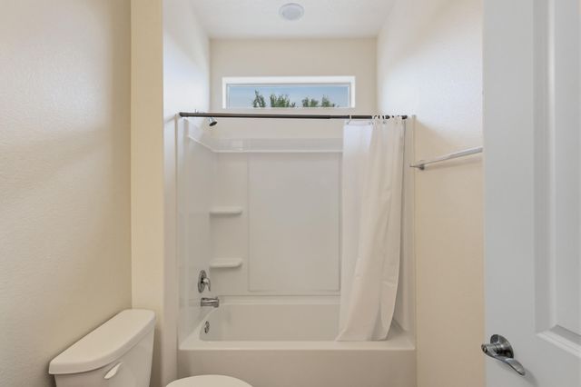 9340 Bear Lake Way NW, Albuquerque, NM 87120