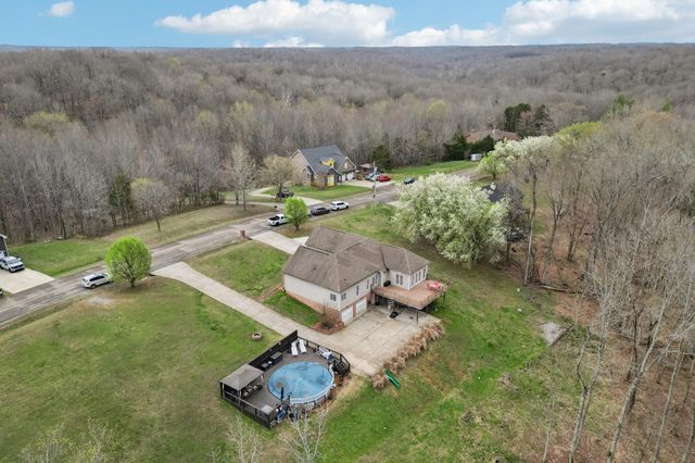 2994 Jarrell Ridge Farms Rd, Clarksville, TN 37043