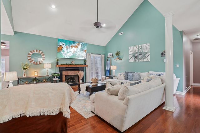 2994 Jarrell Ridge Farms Rd, Clarksville, TN 37043