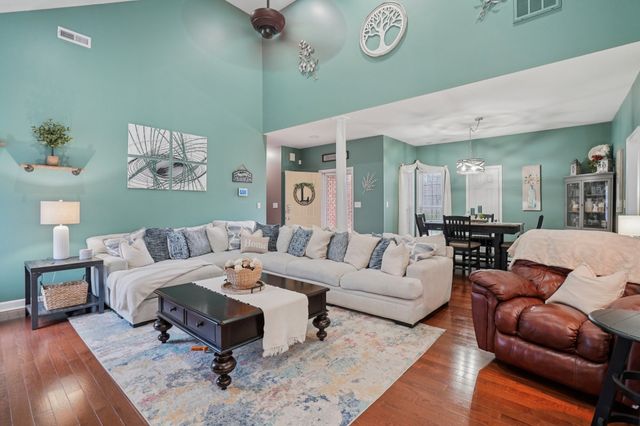 2994 Jarrell Ridge Farms Rd, Clarksville, TN 37043