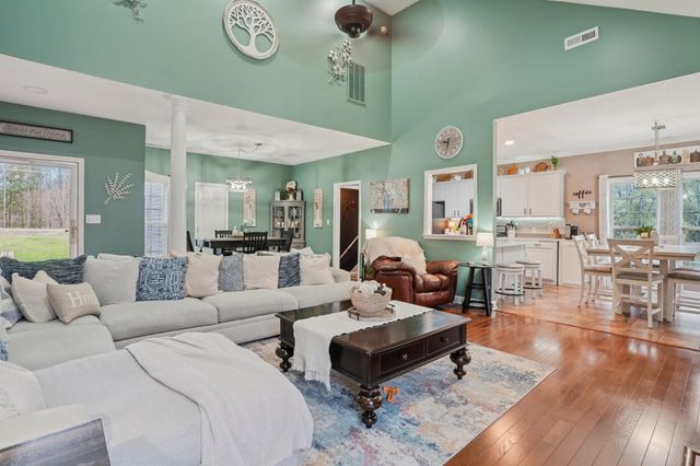 2994 Jarrell Ridge Farms Rd, Clarksville, TN 37043