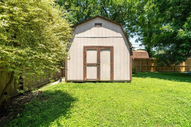 313 Ellen Drive, Deer Park, TX 77536