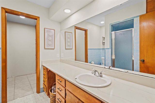 412 Commanche Trail, Wallisville, TX 77597