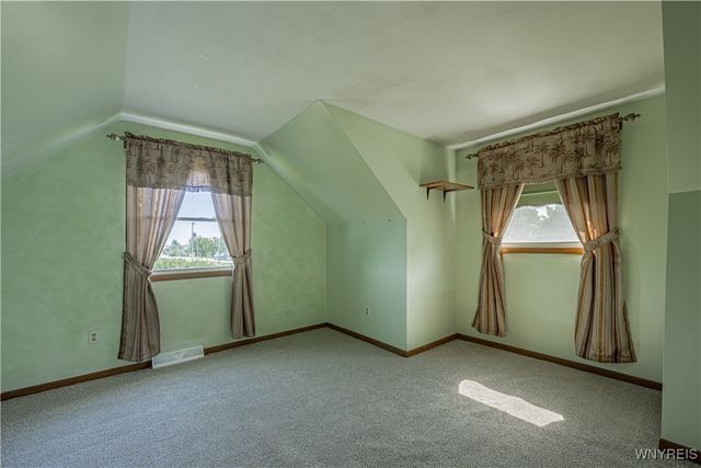 7137 Lake Road, Newfane, NY 14008