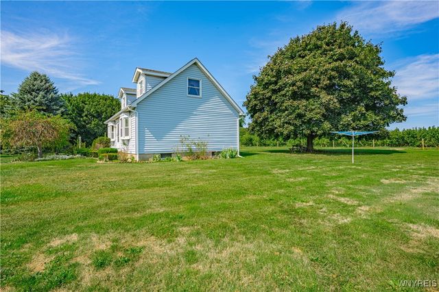 7137 Lake Road, Newfane, NY 14008