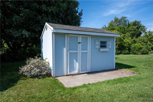 7137 Lake Road, Newfane, NY 14008