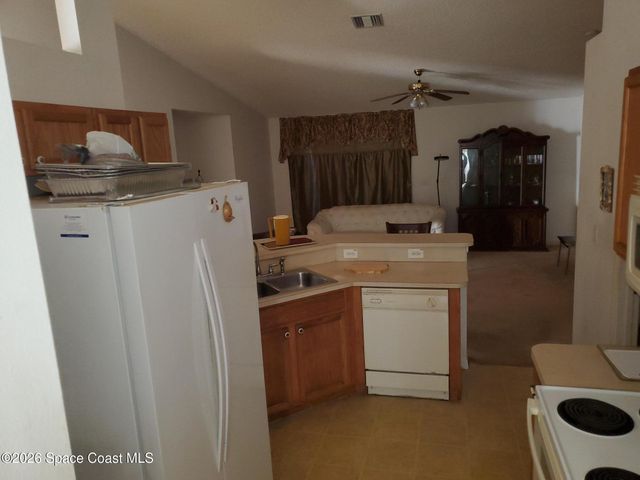 2960 Toulon Road SE, Palm Bay, FL 32909