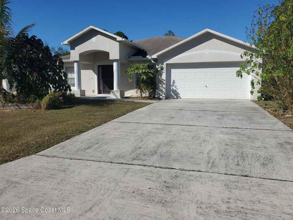 2960 Toulon Road SE, Palm Bay, FL 32909