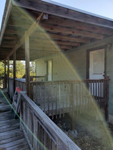 426 Cardinal DR, Paige, TX 78659