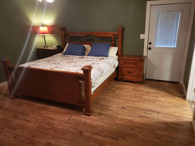 426 Cardinal DR, Paige, TX 78659