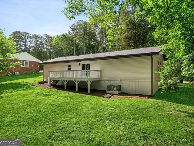 676 Hog Liver Road, Carrollton, GA 30117