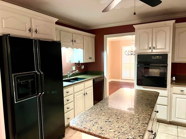 100 Ginger Court, Searcy, AR 72143