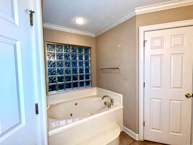 100 Ginger Court, Searcy, AR 72143