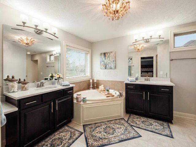 7028 Corazon Drive, Dublin, OH 43016