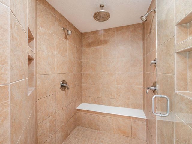 7028 Corazon Drive, Dublin, OH 43016