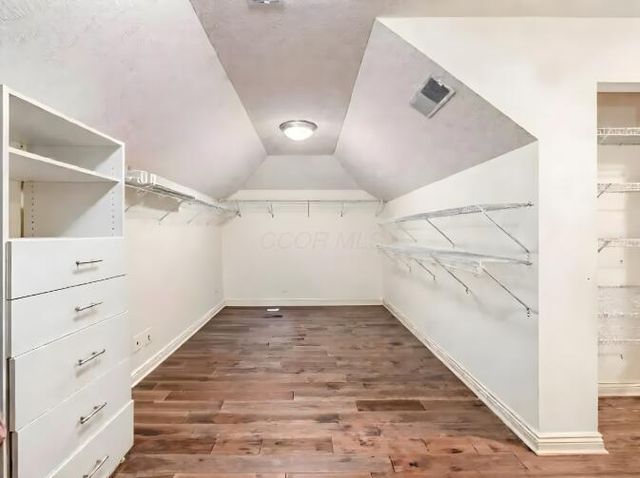 7028 Corazon Drive, Dublin, OH 43016