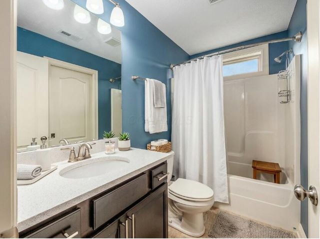 7028 Corazon Drive, Dublin, OH 43016